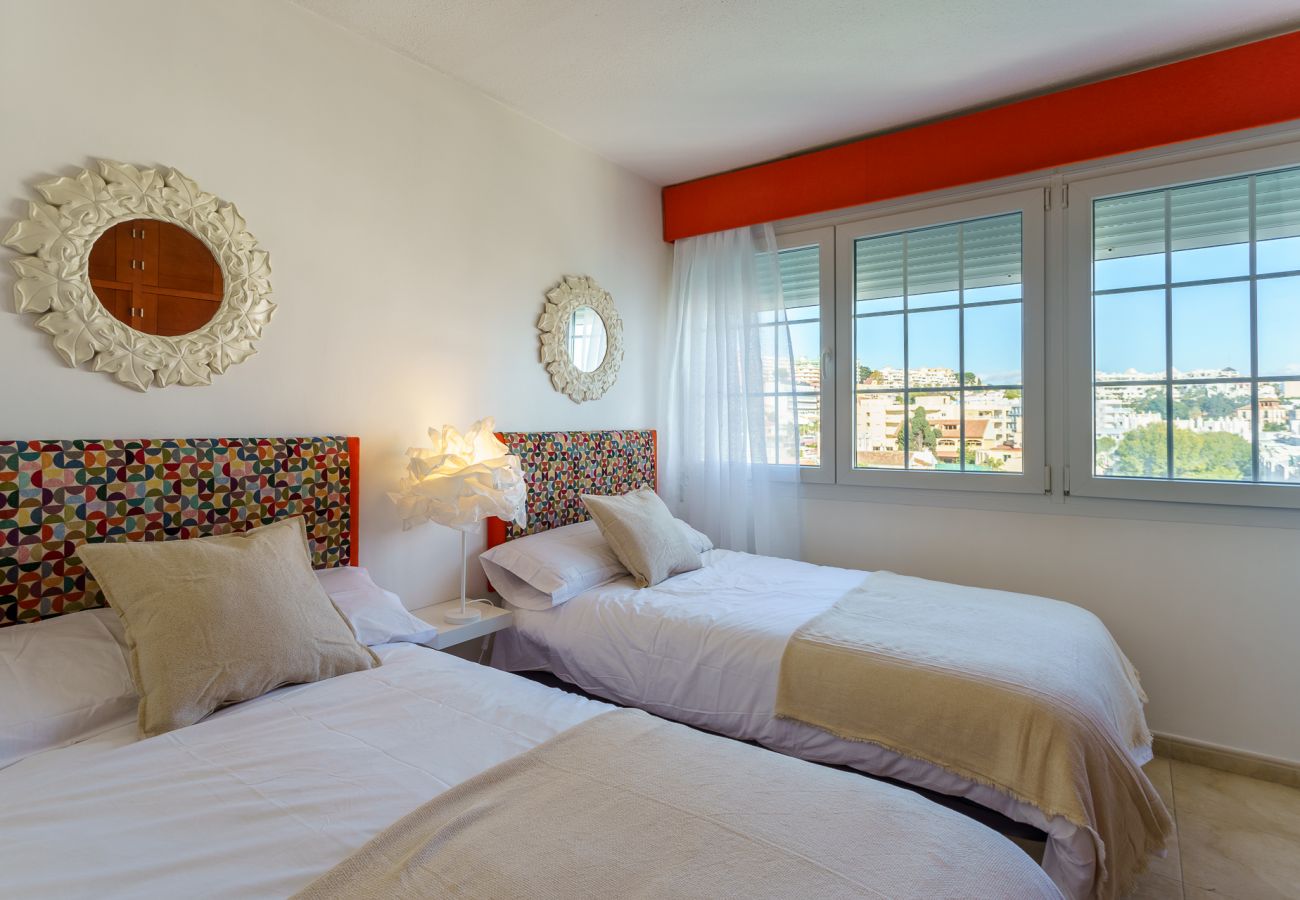 Apartamento en Torremolinos - MalagaSuite Carihuela Seaview