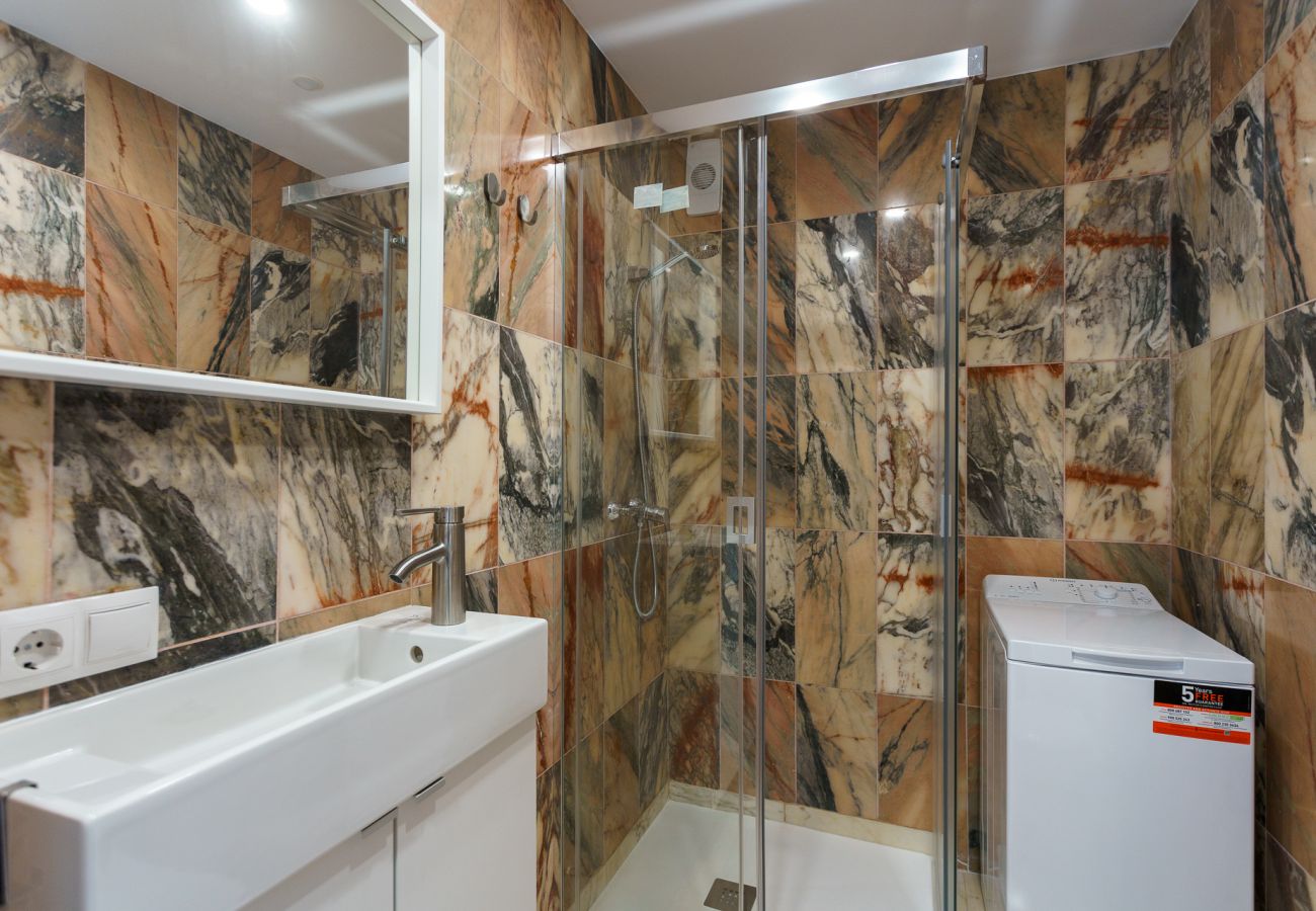 Apartamento en Torremolinos - MalagaSuite Carihuela Views