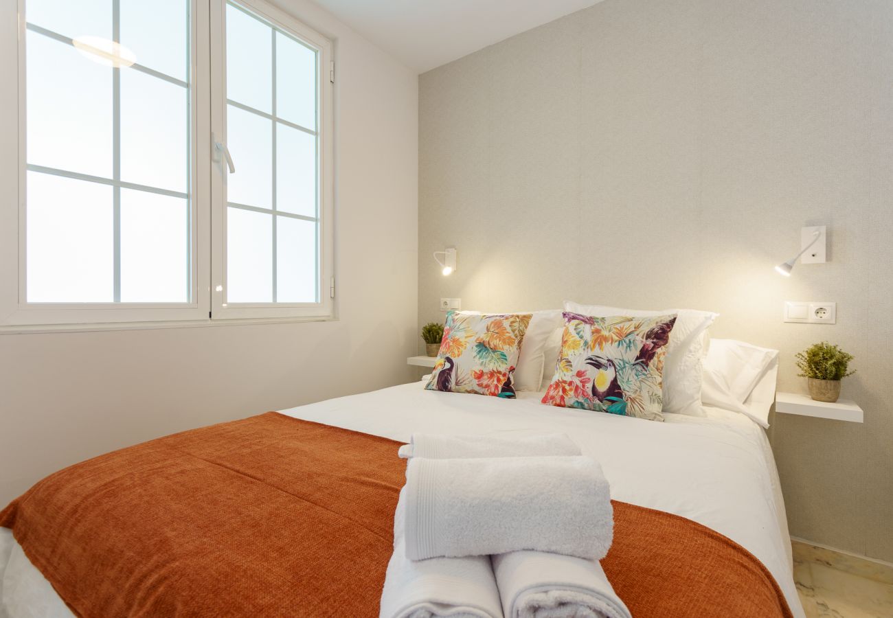 Apartamento en Torremolinos - MalagaSuite Carihuela Views