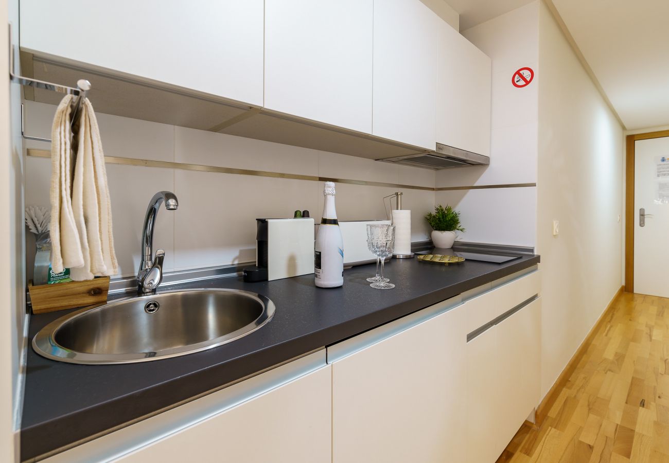 Apartamento en Málaga - MalagaSuite cozy center apartment & parking