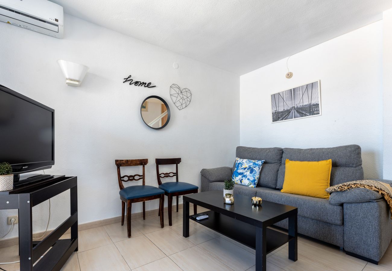 Apartamento en Benalmádena - MalagaSuite Aloha Playa