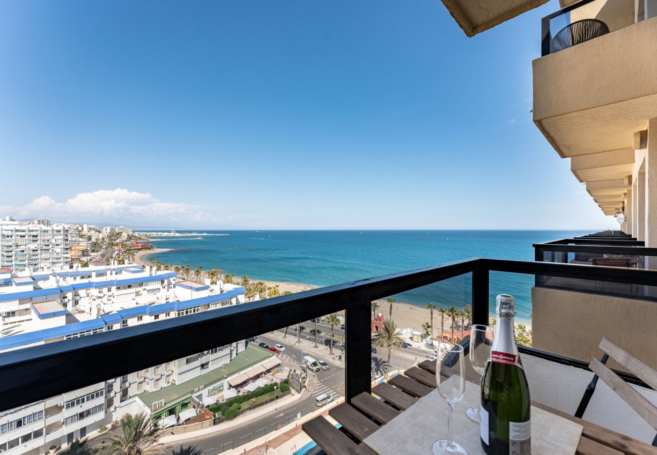 Apartamento en Benalmádena - MalagaSuite Aloha Playa