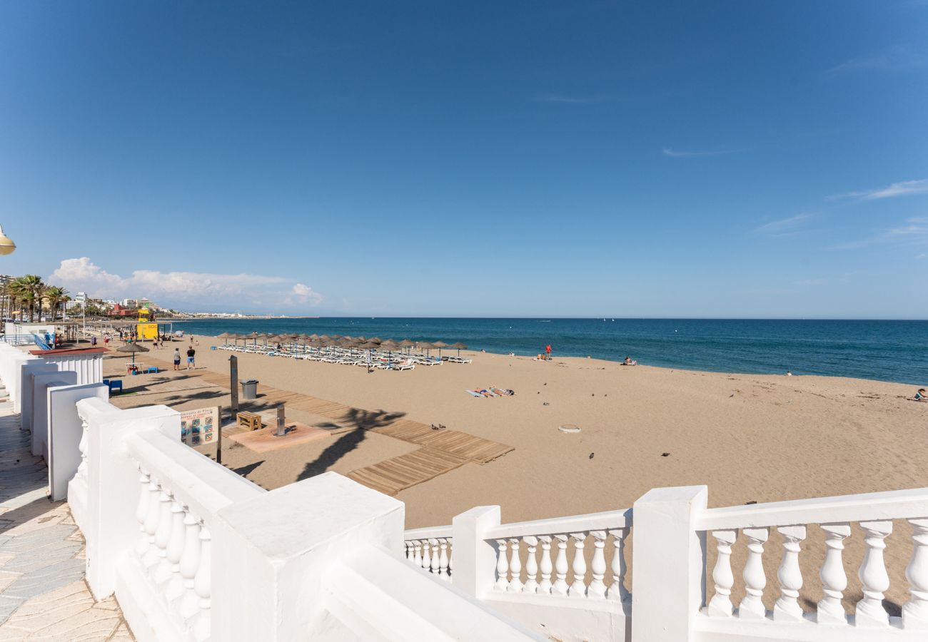 Apartamento en Benalmádena - MalagaSuite Aloha Playa