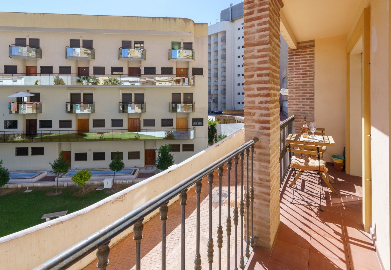 Apartamento en Torremolinos - MalagaSuite Lovely & Comfy Torremolinos