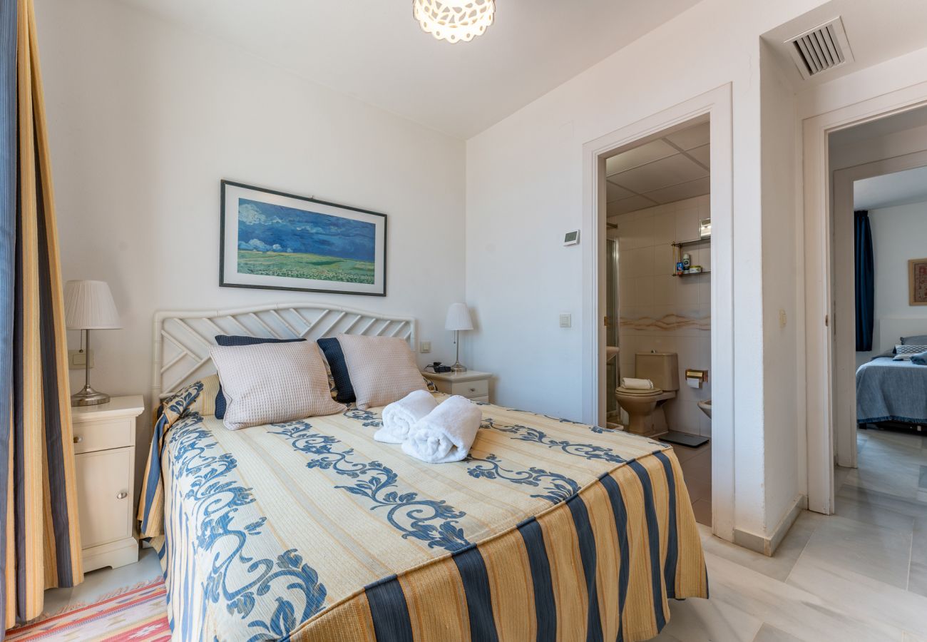 Apartamento en Torremolinos - MalagaSuite Seaside Penthouse Torremolinos