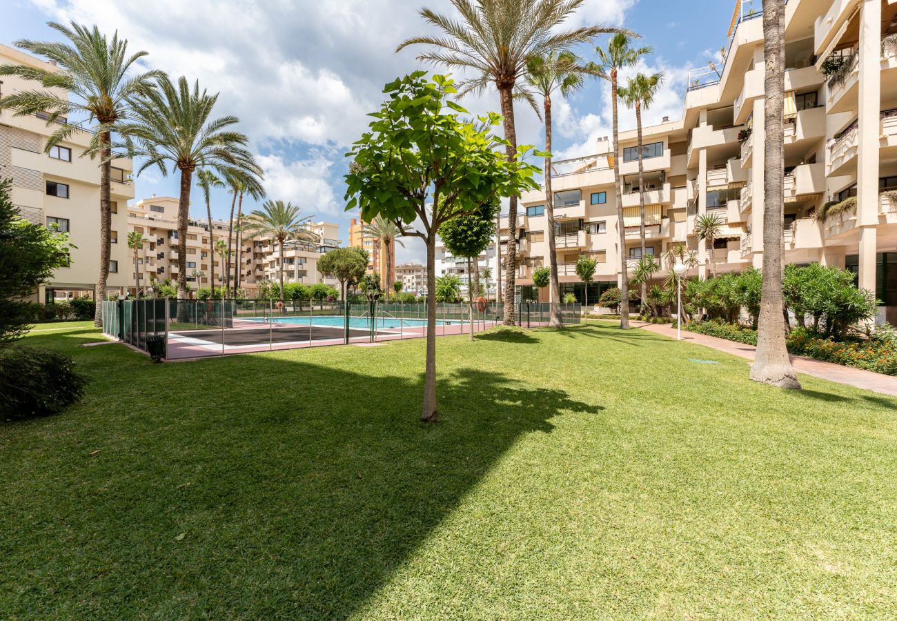 Apartamento en Torremolinos - MalagaSuite Seaside Penthouse Torremolinos