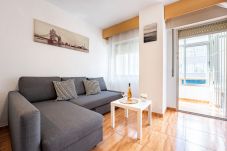 Apartamento en Torremolinos - MalagaSuite Family Apartment