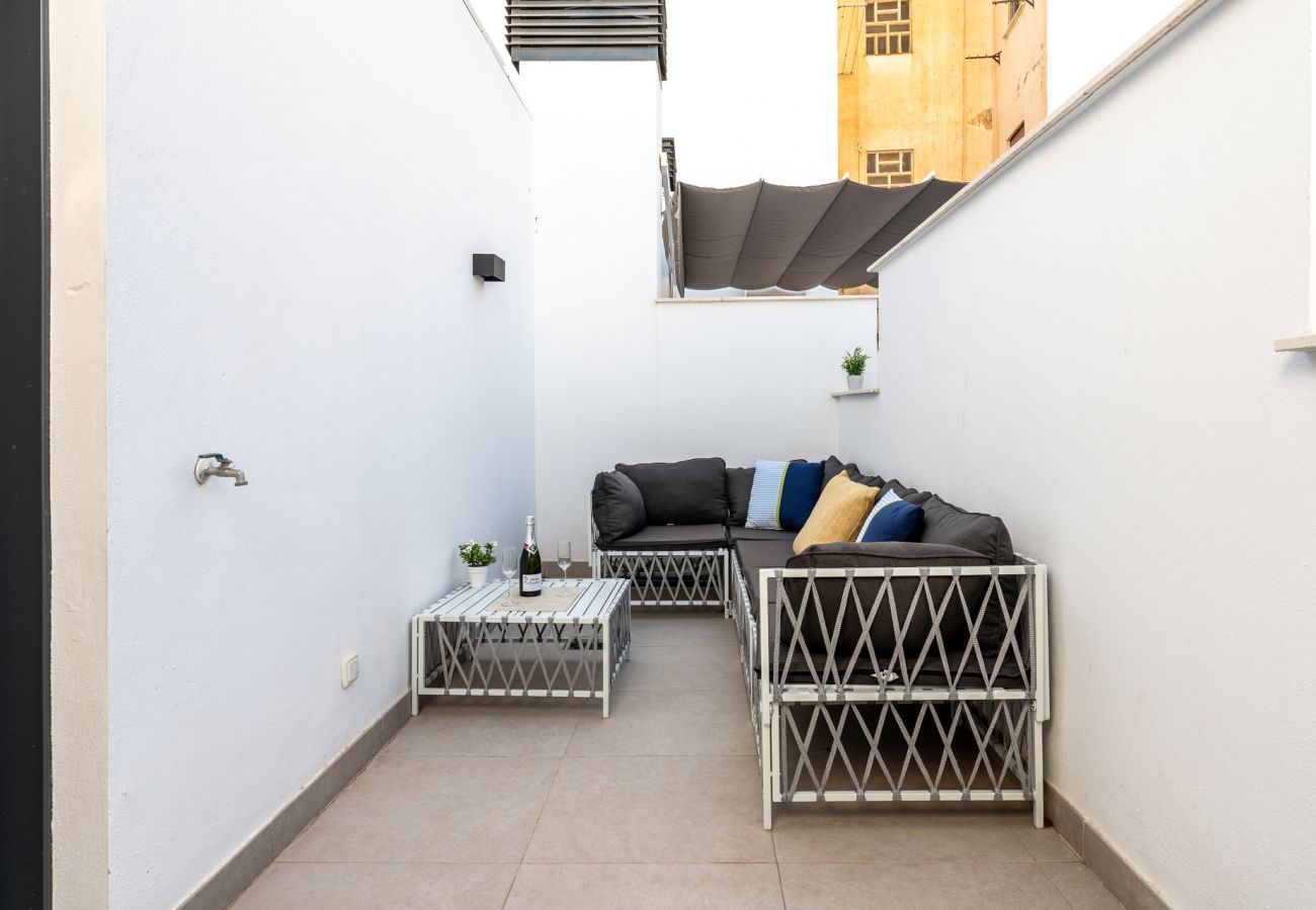 Apartamento en Málaga - MalagaSuite Dúplex con Piscina