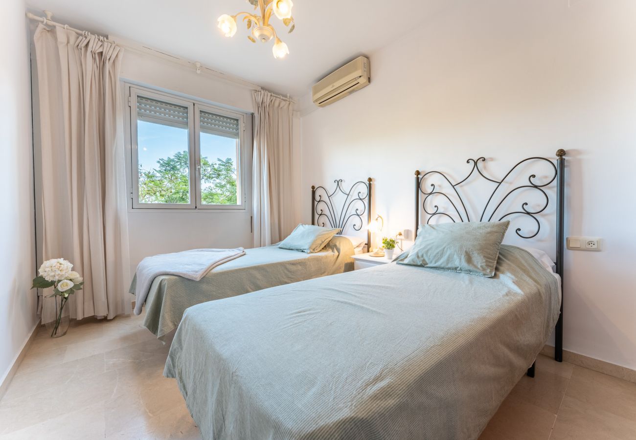 Apartamento en Arroyo de la Miel - MalagaSuite Dreamy Village