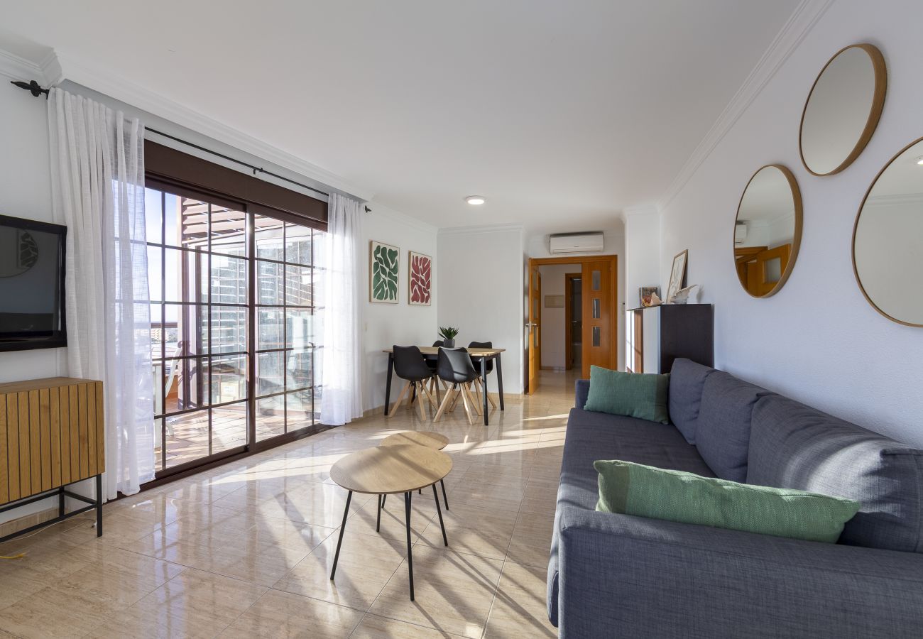 Apartamento en Roquetas de Mar - AlmeriaSuite Comfy & Pool Aguadulce