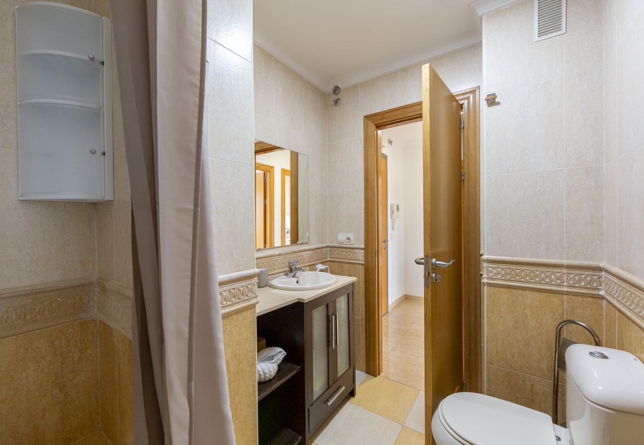 Apartamento en Roquetas de Mar - AlmeriaSuite Comfy & Pool Aguadulce