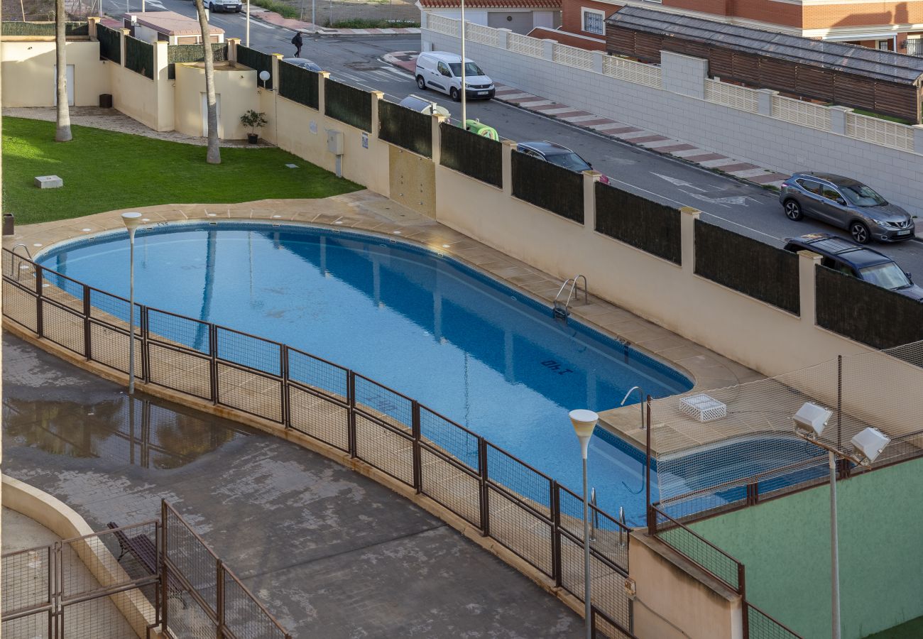 Apartamento en Roquetas de Mar - AlmeriaSuite Comfy & Pool Aguadulce