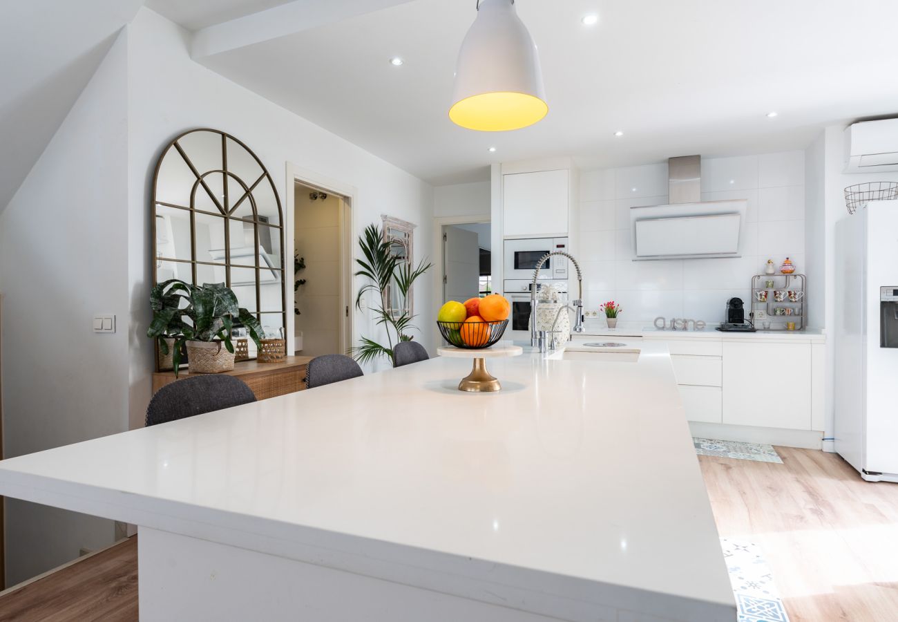 Casa en Benalmádena - MalagaSuite Plumaria House
