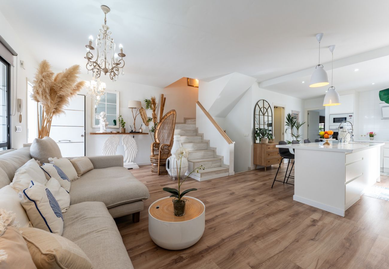 Casa en Benalmádena - MalagaSuite Plumaria House