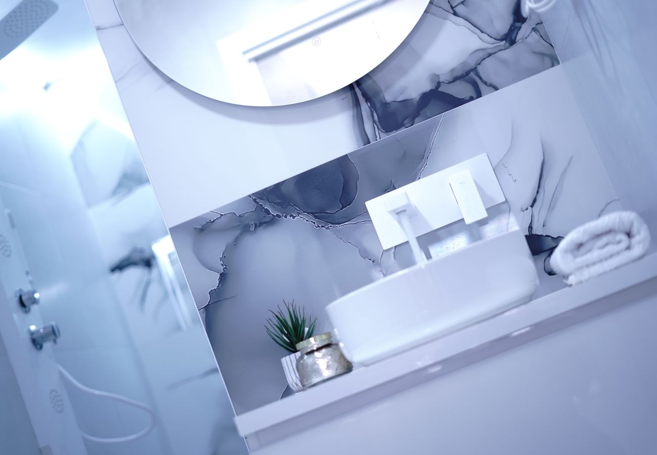 Apartamento en Málaga - MalagaSuite CozyNest Center