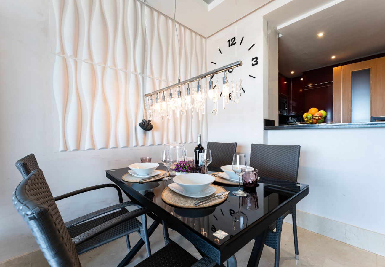 Apartamento en Benalmádena - MalagaSuite Timon Sea Views