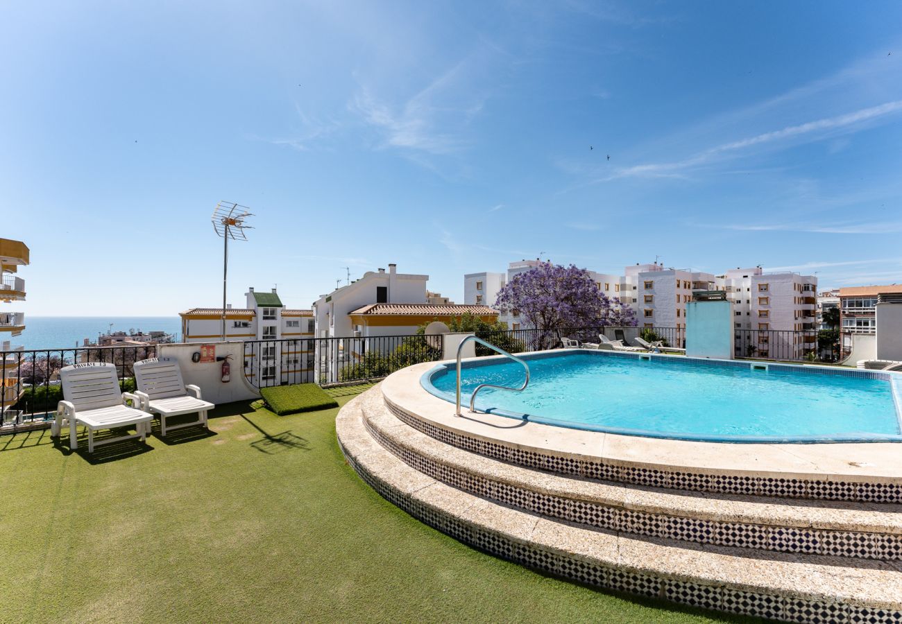 Apartamento en Torremolinos - MalagaSuite Tropical Pool