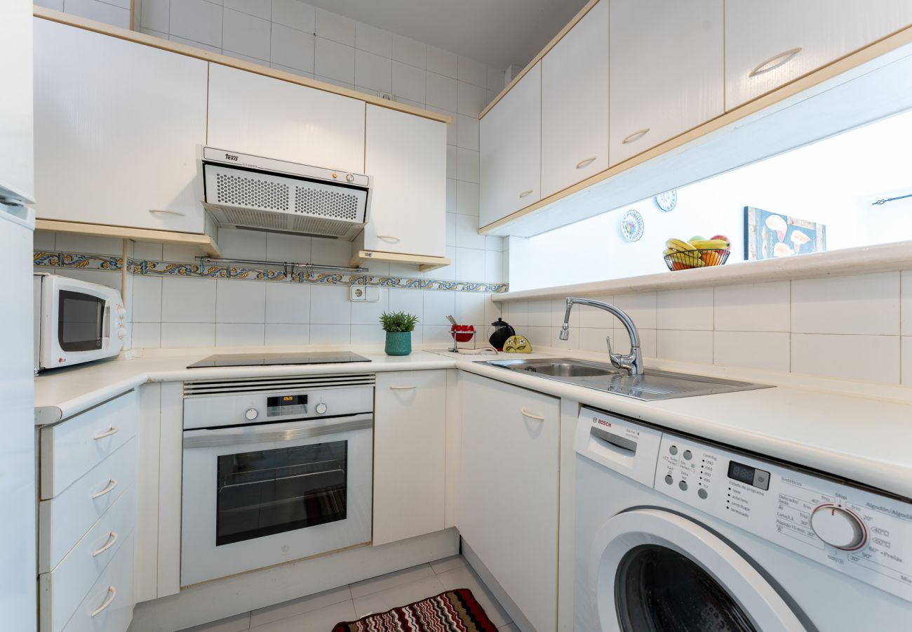 Apartamento en Torremolinos - MalagaSuite Tropical Pool