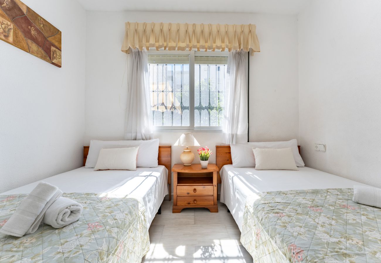 Apartamento en Torremolinos - MalagaSuite Tropical Pool