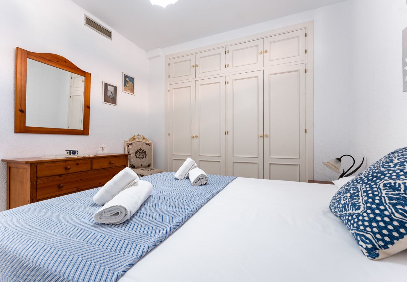 Apartamento en Torremolinos - MalagaSuite Tropical Pool