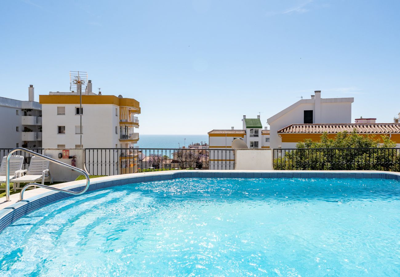 Apartamento en Torremolinos - MalagaSuite Tropical Pool