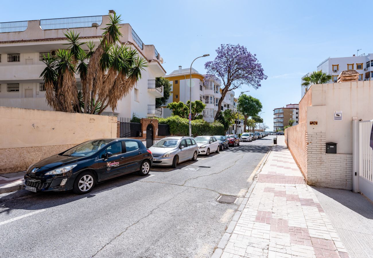 Apartamento en Torremolinos - MalagaSuite Tropical Pool