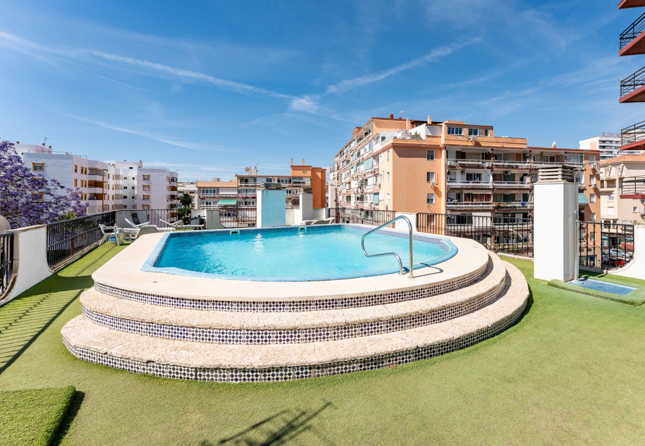 Apartamento en Torremolinos - MalagaSuite Tropical Pool