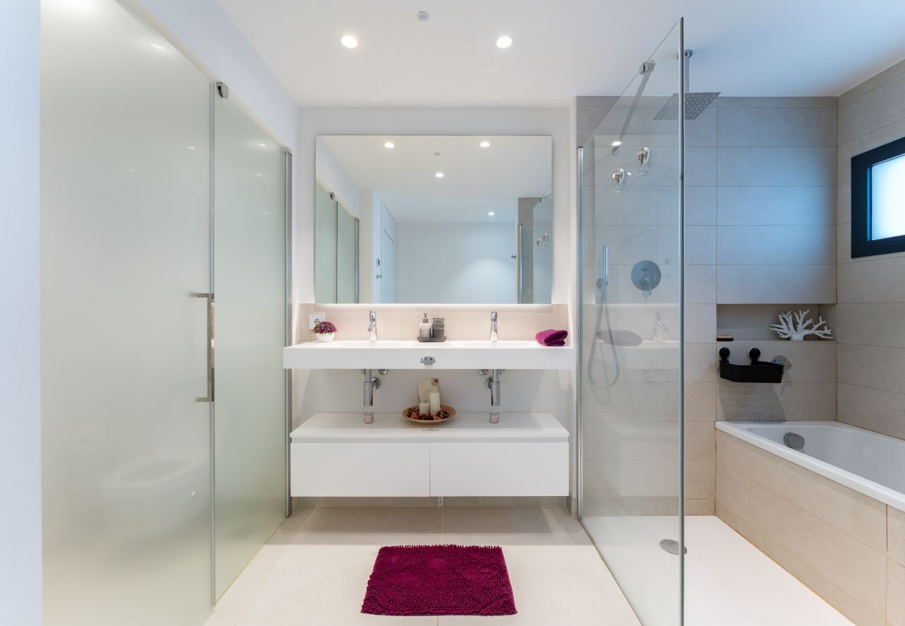 Apartamento en Fuengirola - MalagaSuite Higueron West