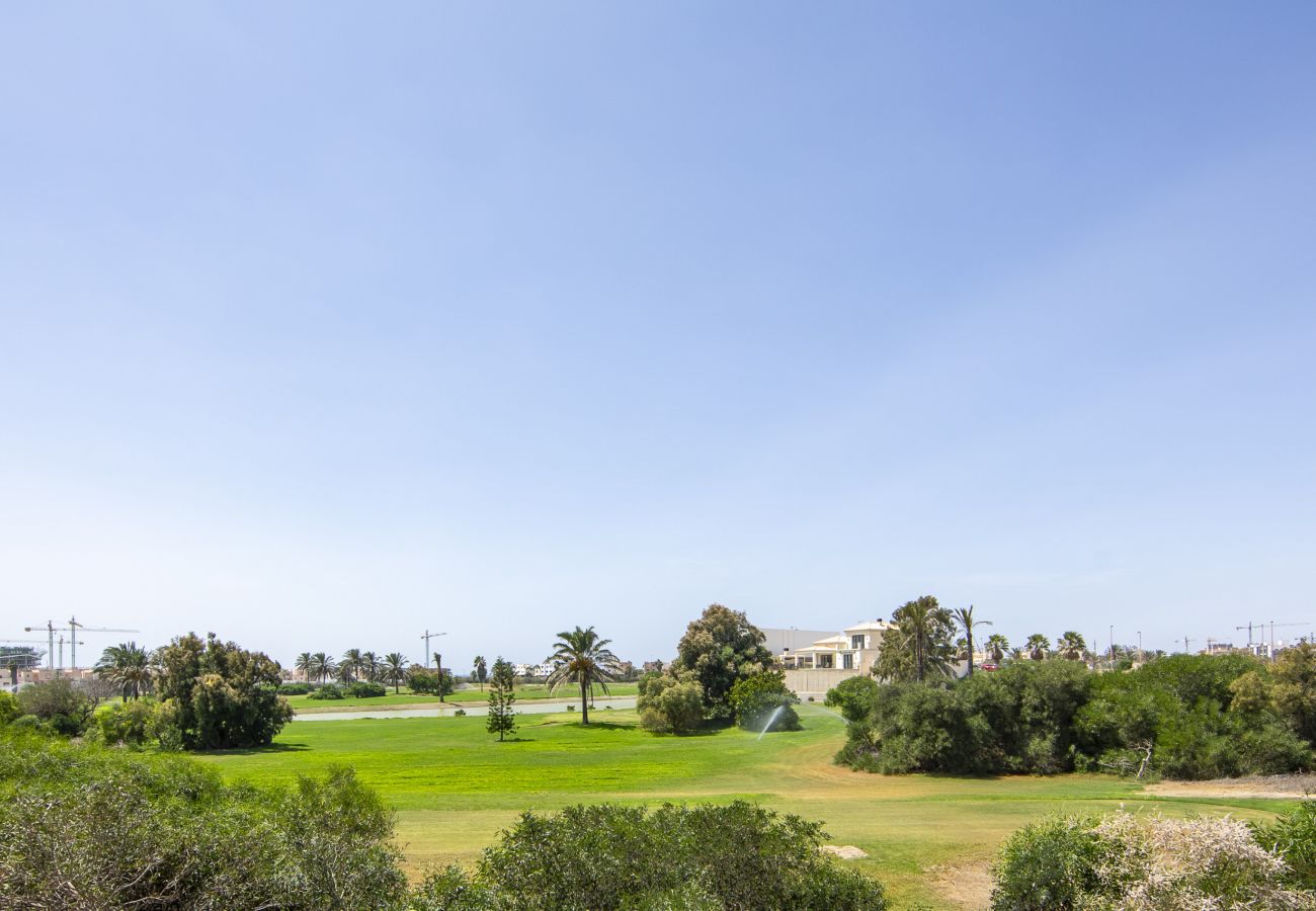 Apartamento en El Ejido - AlmeriaSuite Palm Beach