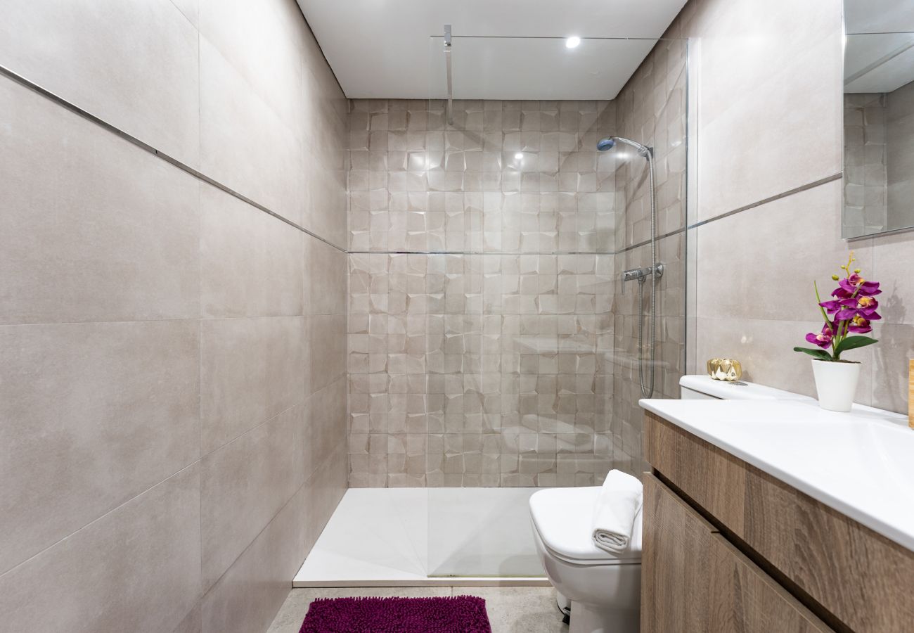 Apartamento en Torremolinos - MalagaSuite Duquesa Beach