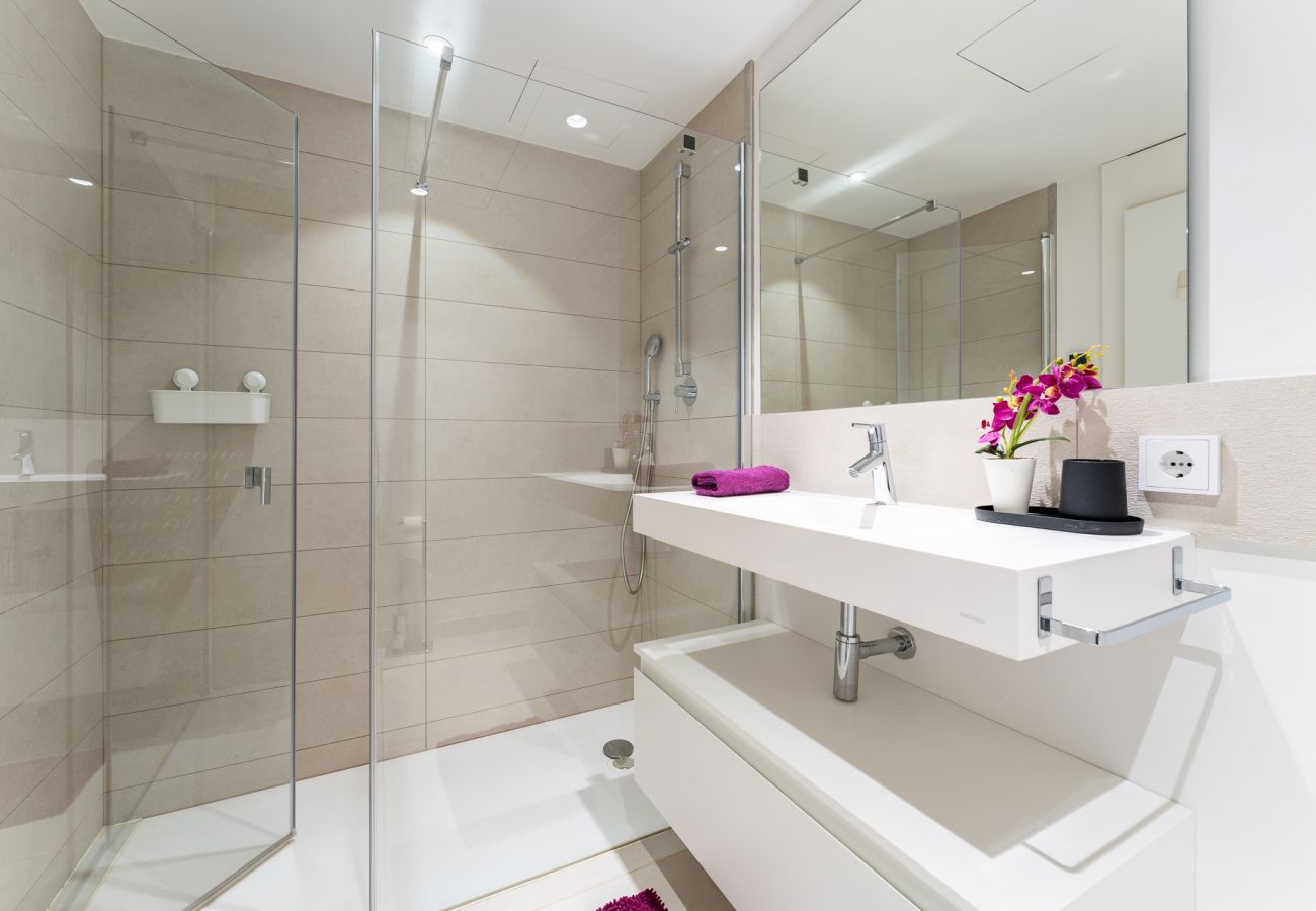 Apartamento en Fuengirola - MalagaSuite Higueron West Luxury & Private Pool