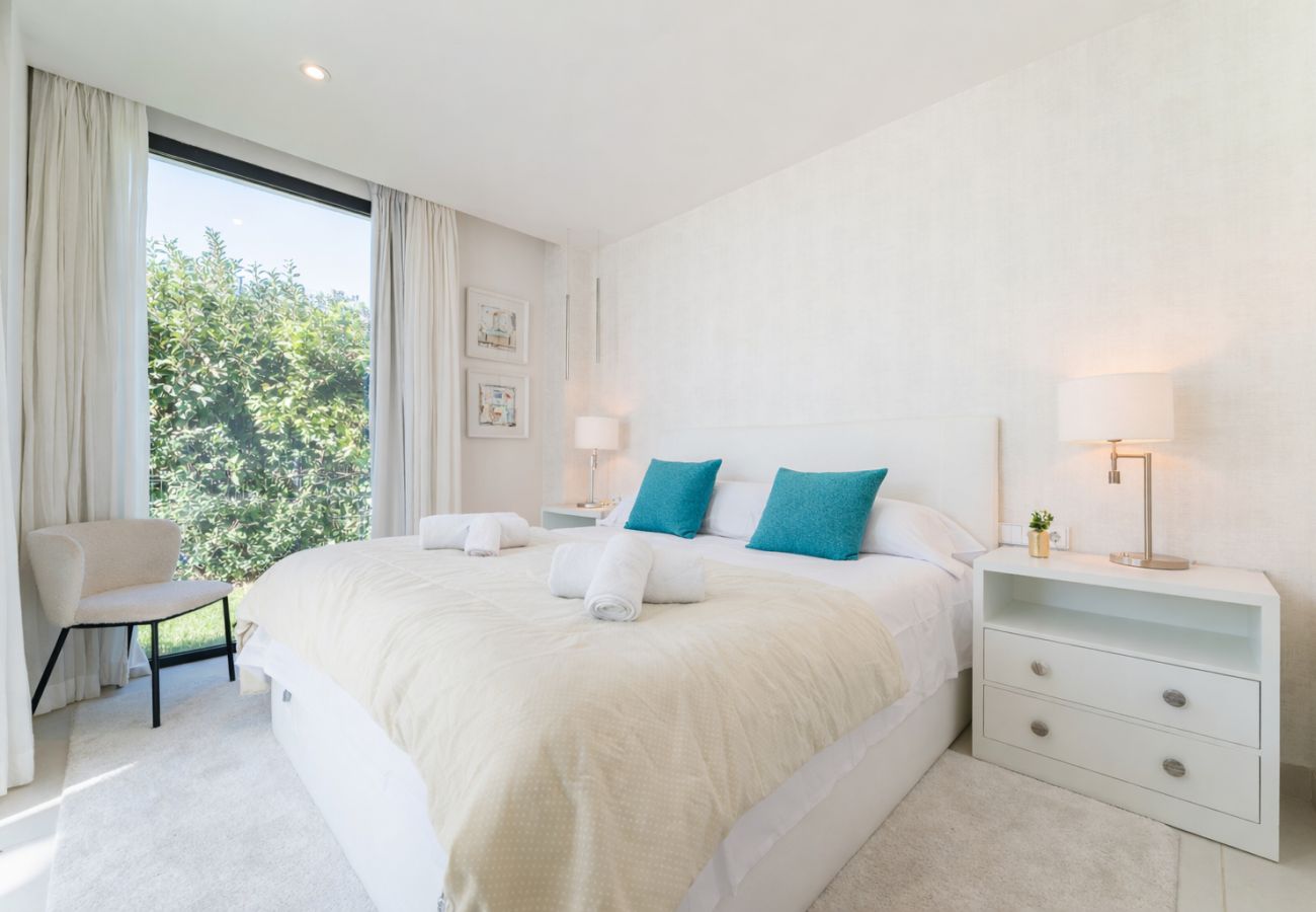 Apartamento en Fuengirola - MalagaSuite Higueron West Luxury & Private Pool