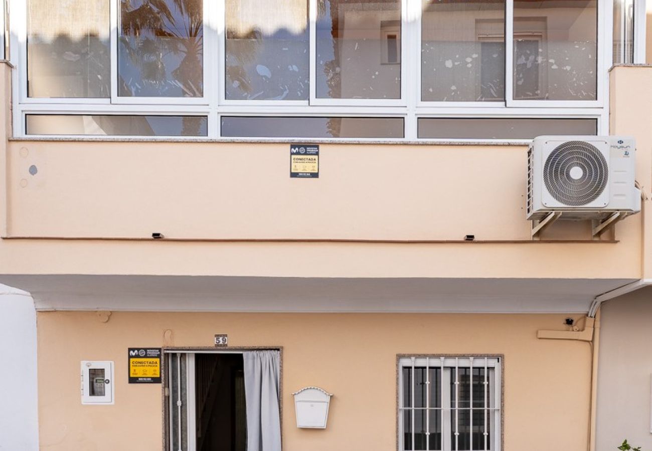 Apartamento en Málaga - MalagaSuite El Palo Beach House