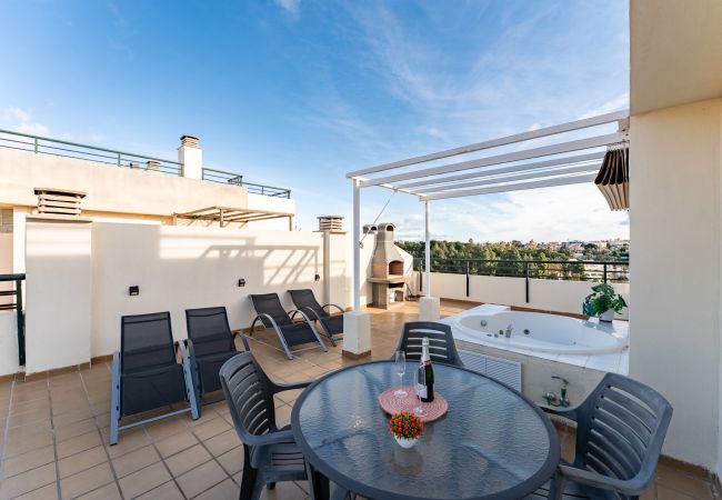 Apartamento en Benalmádena - MalagaSuite Premium Duplex Torrequebrada