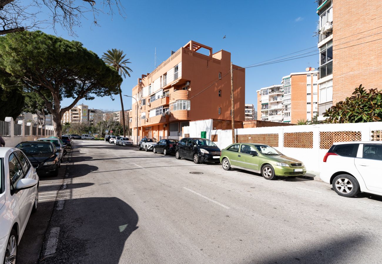 Apartamento en Torremolinos - MalagaSuite Acogedor apartamento con vistas al mar