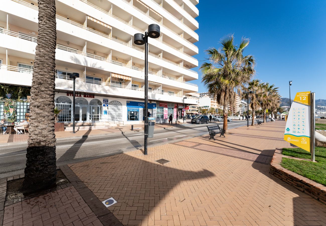Apartamento en Fuengirola - Malagasuite Stella Maris Front beach