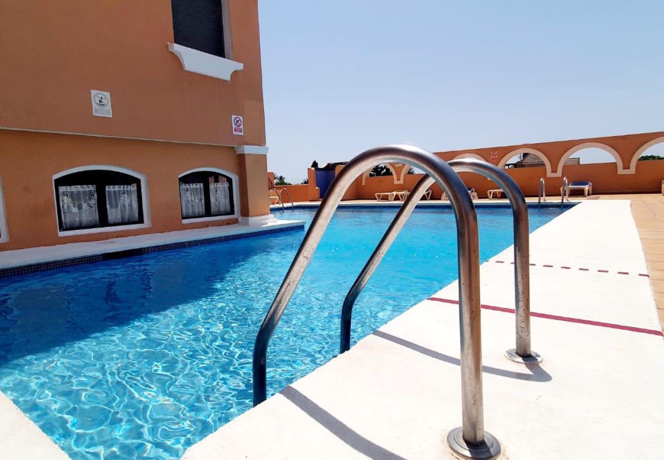 Apartamento en Roquetas de Mar - AlmeriaSuite Roquetas Terrace
