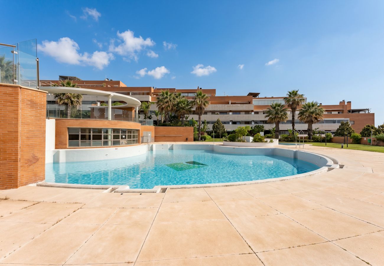 Apartamento en Torremolinos - MalagaSuite Pinillo Pool & Parking