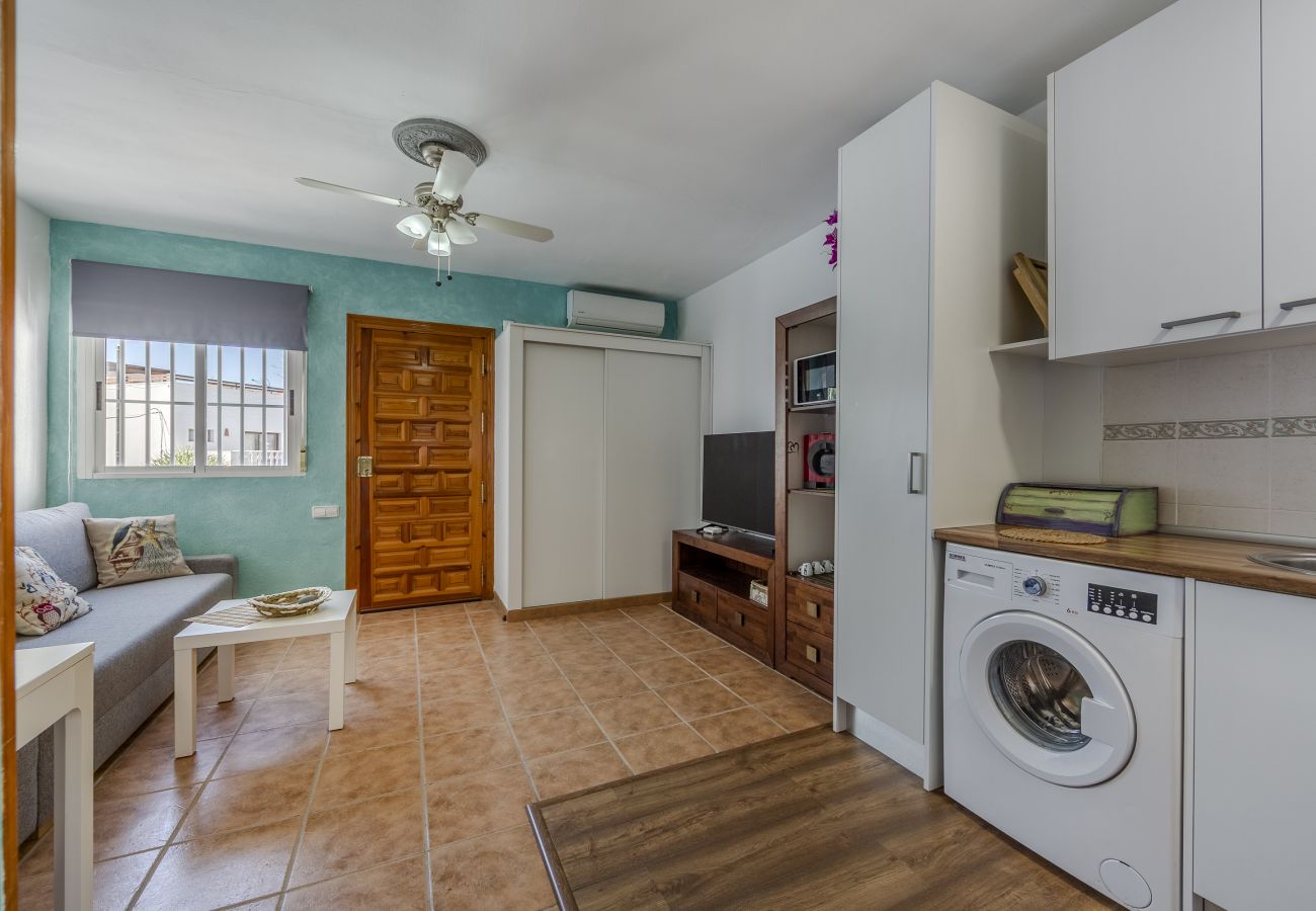 Apartamento en Níjar - AlmeriaSuite Las Negras Beach