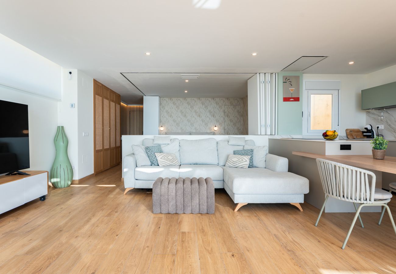 Apartamento en Torremolinos - MalagaSuite Palmeras Cielo