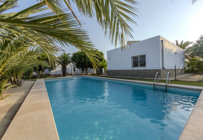 Casa en Retamar - AlmeriaSuite Villa Oasis de Retamar