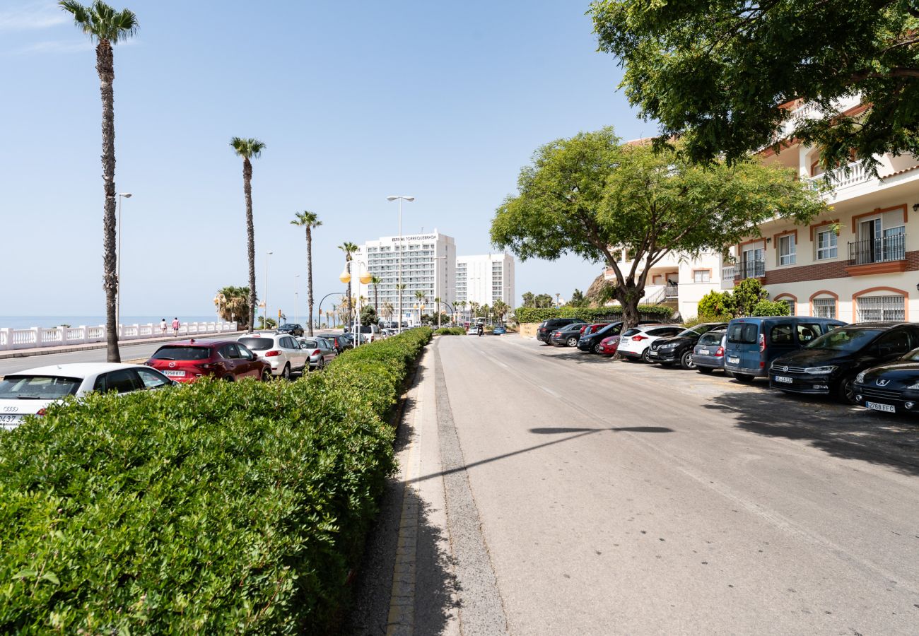 Ferienwohnung in Benalmádena - MalagaSuite Benalmadena Next to the Beach