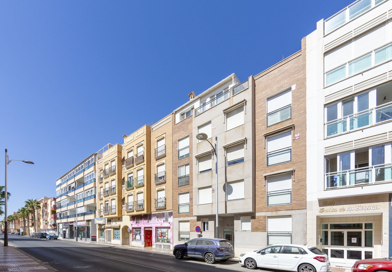 Ferienwohnung in Roquetas de Mar - AlmeriaSuite Sabinar Beach