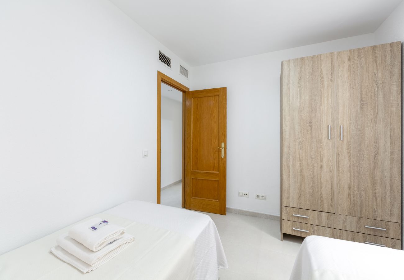 Ferienwohnung in Roquetas de Mar - AlmeriaSuite Sabinar Beach