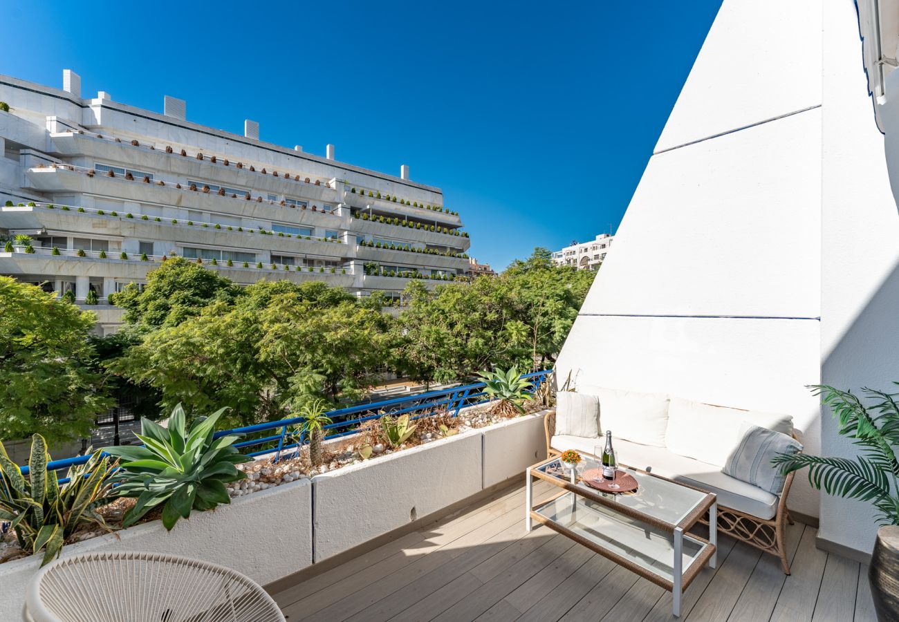 Ferienwohnung in Marbella - MalagaSuite Duplex Marbella with Parking