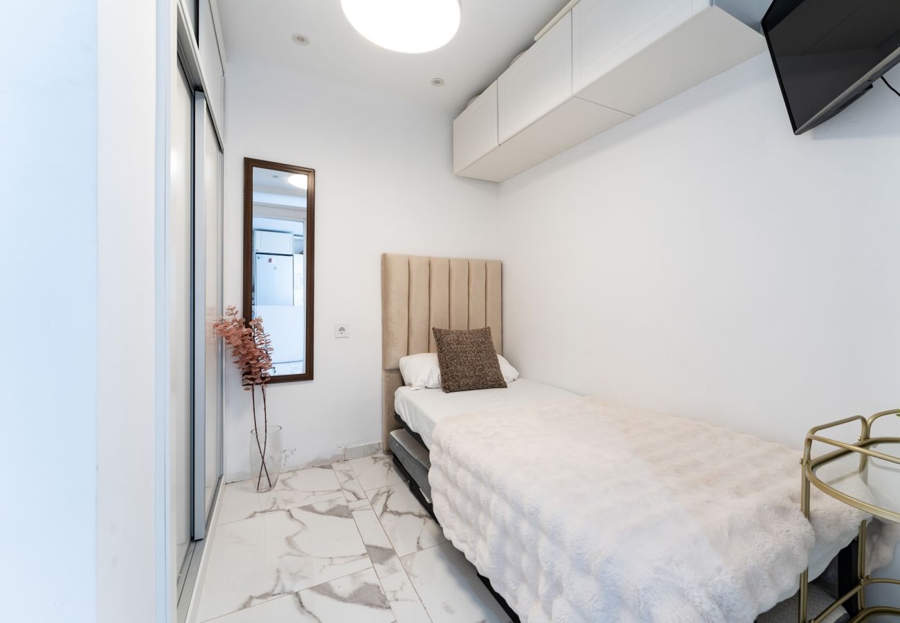 Ferienwohnung in Fuengirola - MalagaSuite First Line Beach Terrace