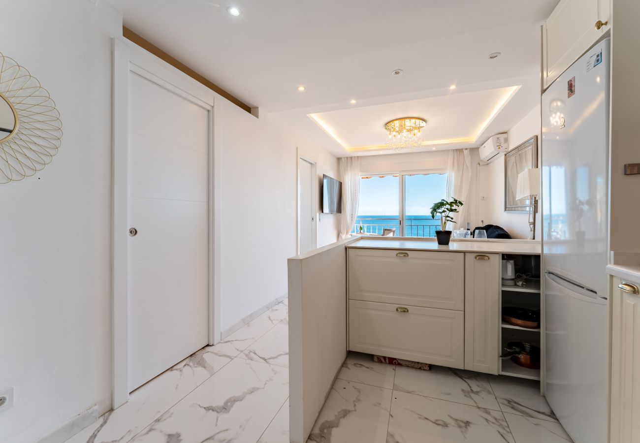 Ferienwohnung in Fuengirola - MalagaSuite First Line Beach Terrace