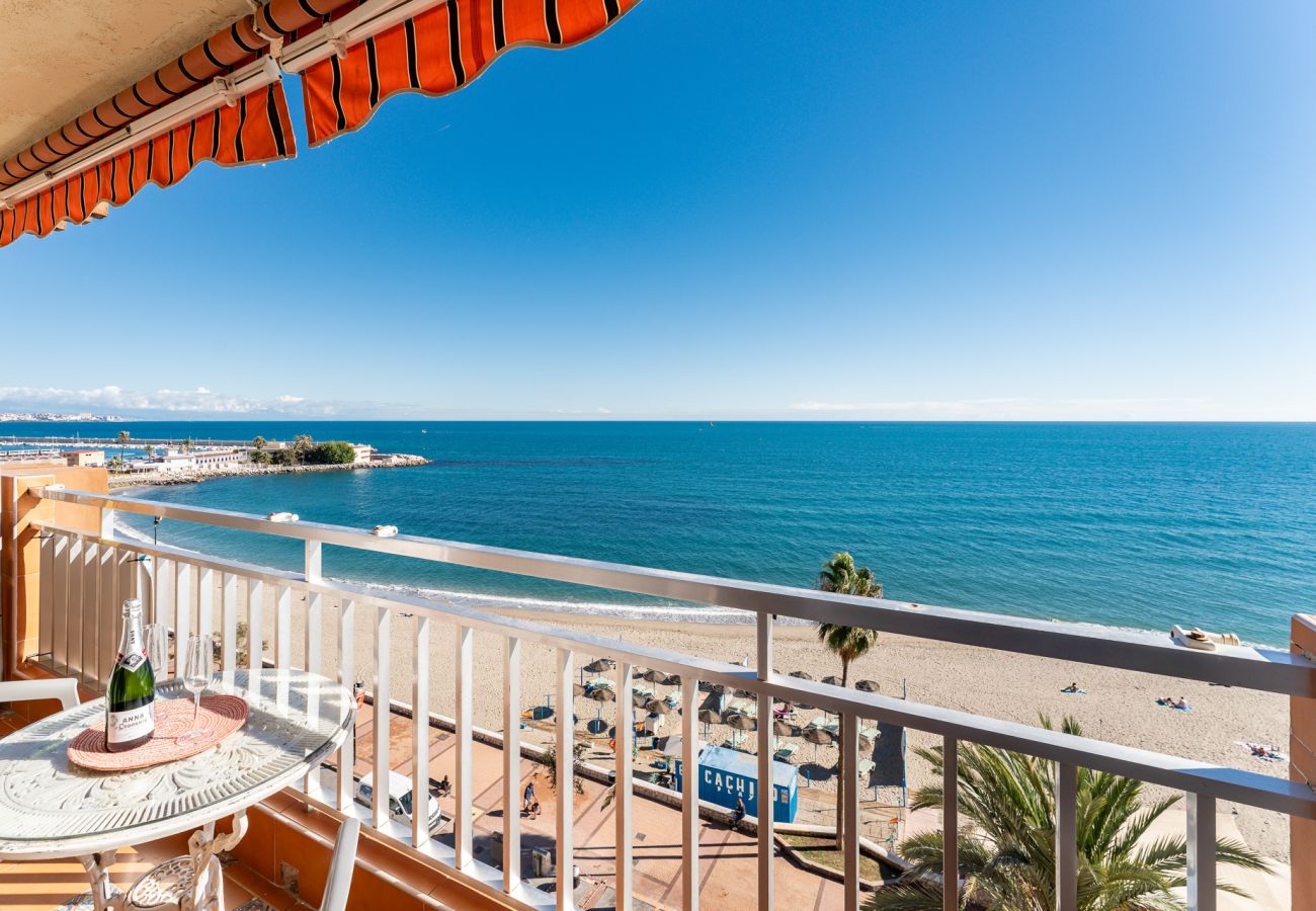 Ferienwohnung in Fuengirola - MalagaSuite First Line Beach Terrace