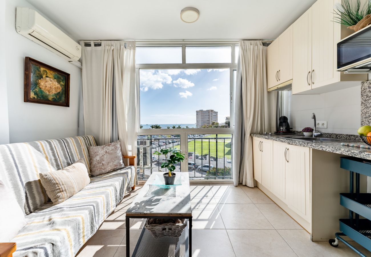 Ferienwohnung in Torremolinos - MalagaSuite Acogedor apartamento con vistas al mar