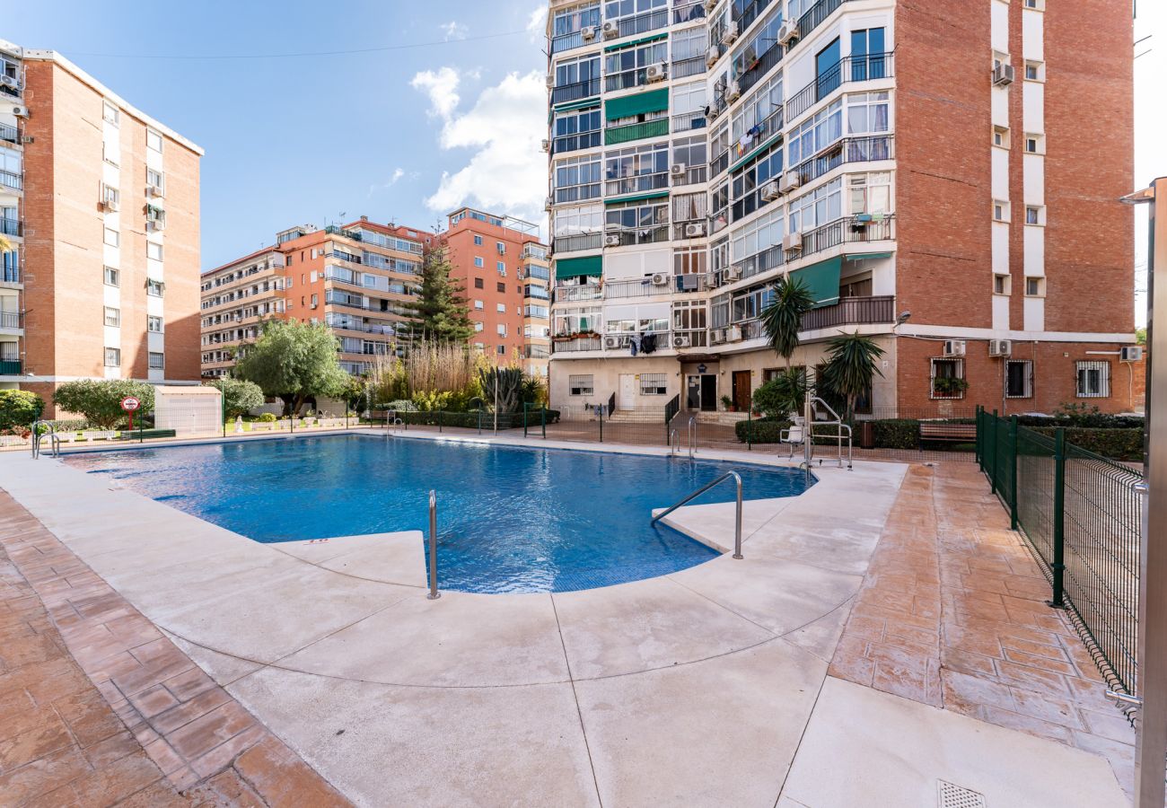 Ferienwohnung in Torremolinos - MalagaSuite Acogedor apartamento con vistas al mar